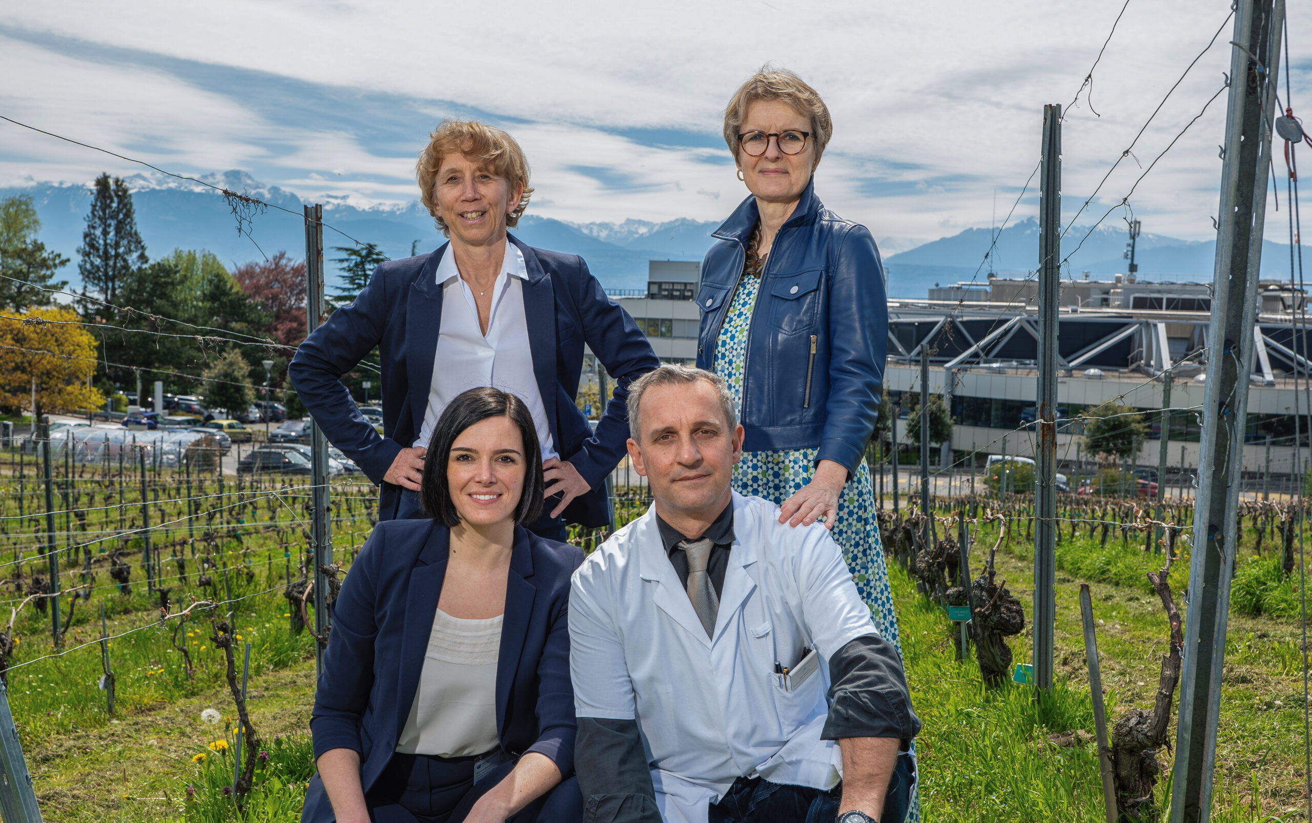 ensemble hospitalier de la cote EHC De g. à dr.: Valérie Klein (directrice des soins stationnaires), Anne Durrer (directrice des soins communautaires), Marie-Laure Moutenet (directrice de l’hébergement) et Eric Janicaud (directeur des plateaux techniques).